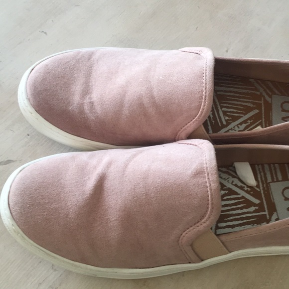 Blush pink slip ons by Dolce Vita SOLD - Picture 3 of 4